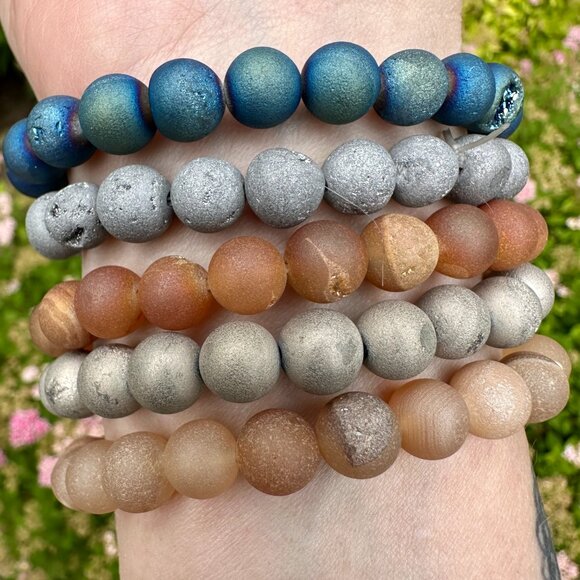 8mm Geode Druzy Agate Beaded Bracelet - Picture 4 of 6